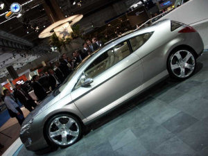 design extrieur de la Peugeot 407 Elixir